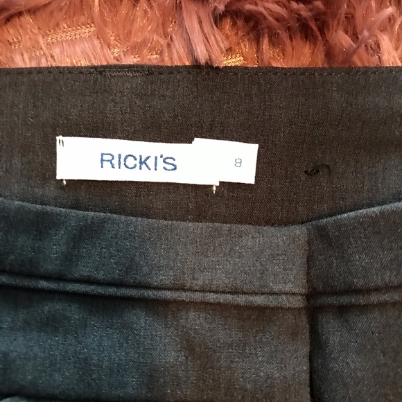 Trousers - Picture 2 of 6